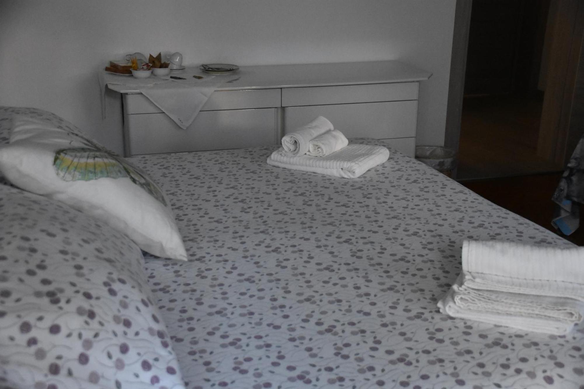 Residenza Delle Farfalle-Tripla Con Bagno Privato E Matrimoniale Con Bagno Condiviso Padova Eksteriør bilde